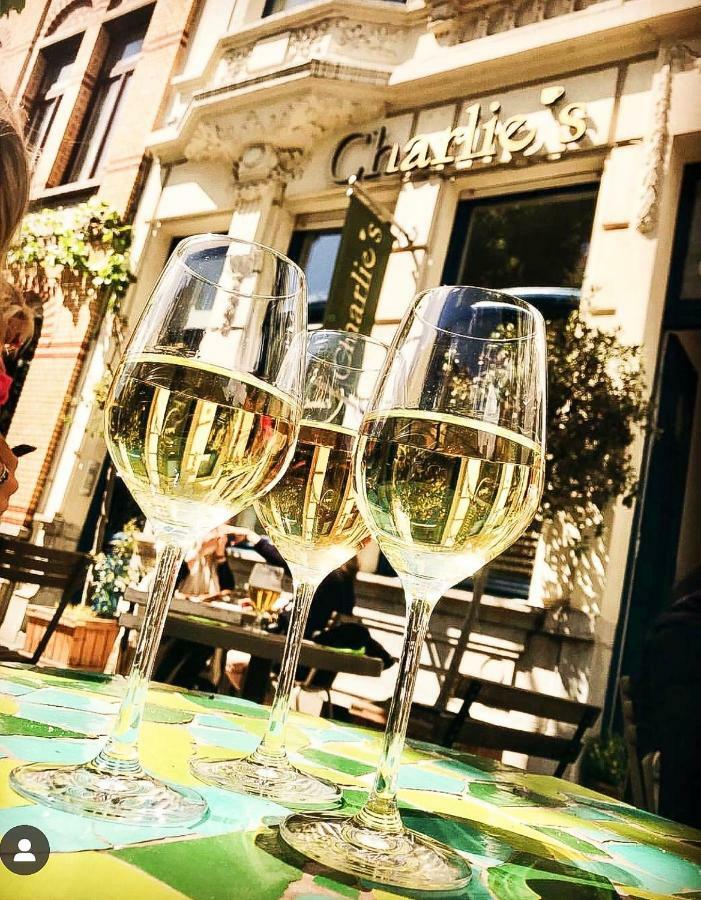 Charlie's Bed&Breakfast Antwerpen Exterior foto